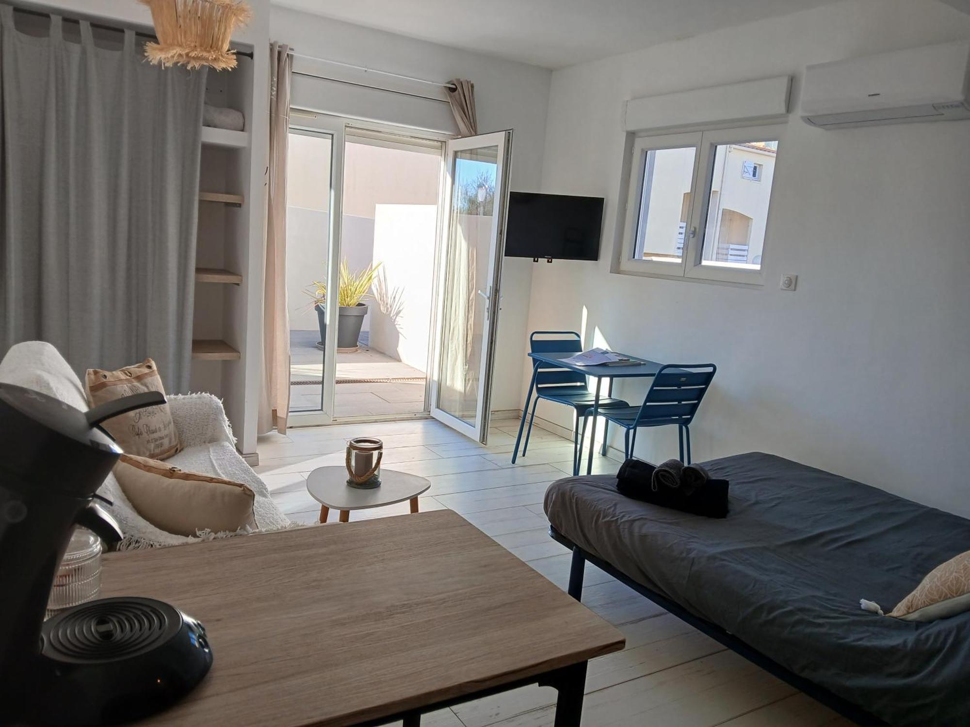 Maison Basalte Agde Esterno foto